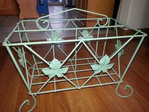 Beautiful Metal Magazine Rack in Glendale Heights, Illinois