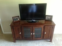 TV Stand in Byron, Georgia